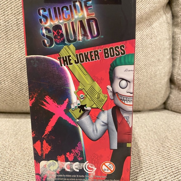 The Joker Metals Die Cast - Picture 4 of 4